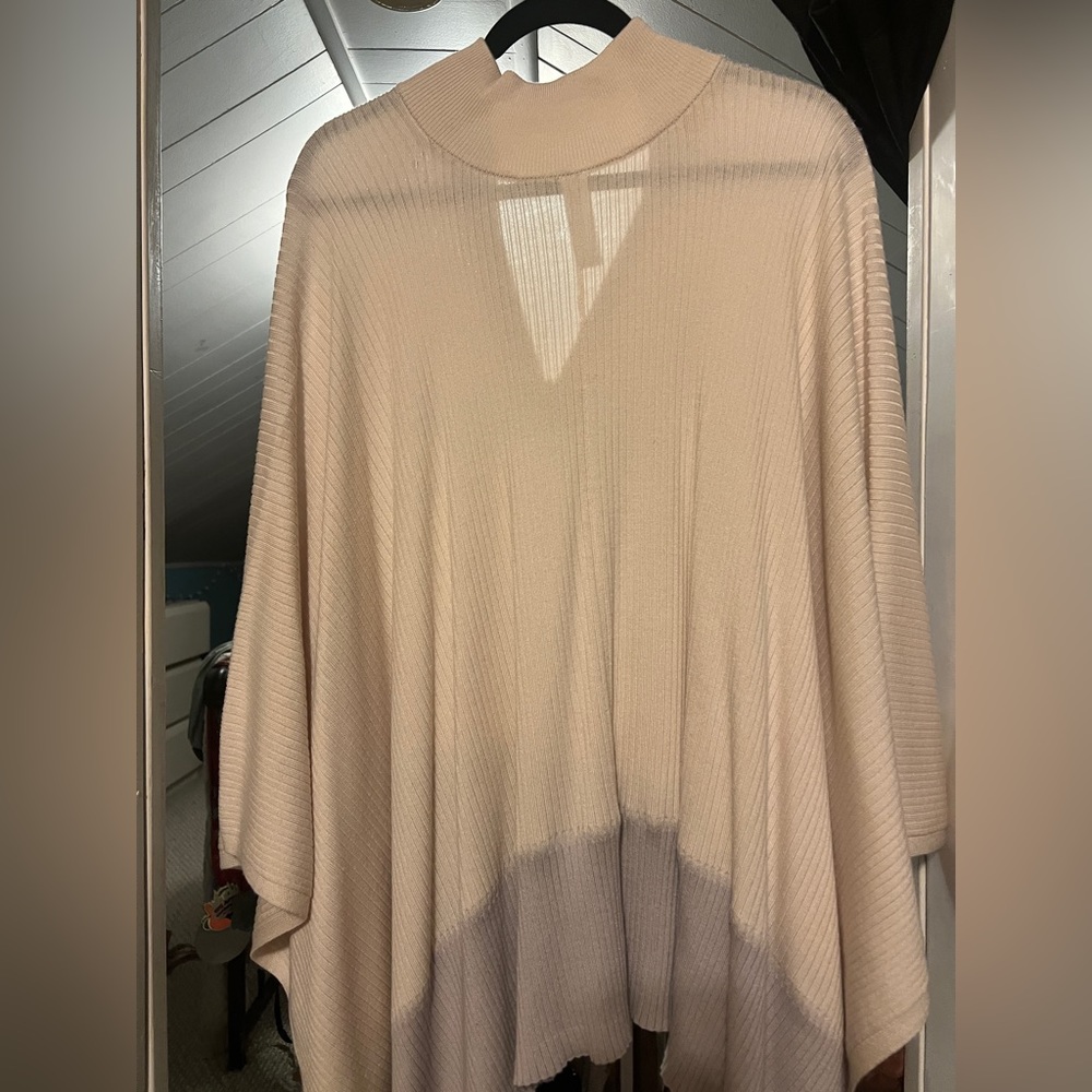 lululemon poncho